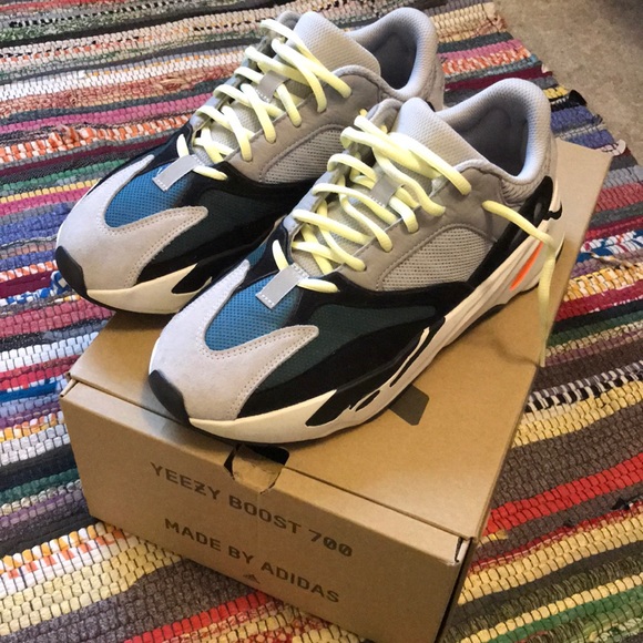 Yeezy Boost 700
